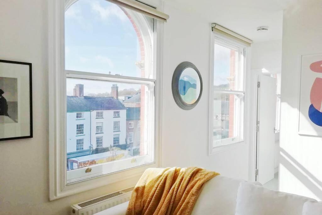 Cosy, Elegant Apartment In Heart Of Ludlow Town Exterior foto